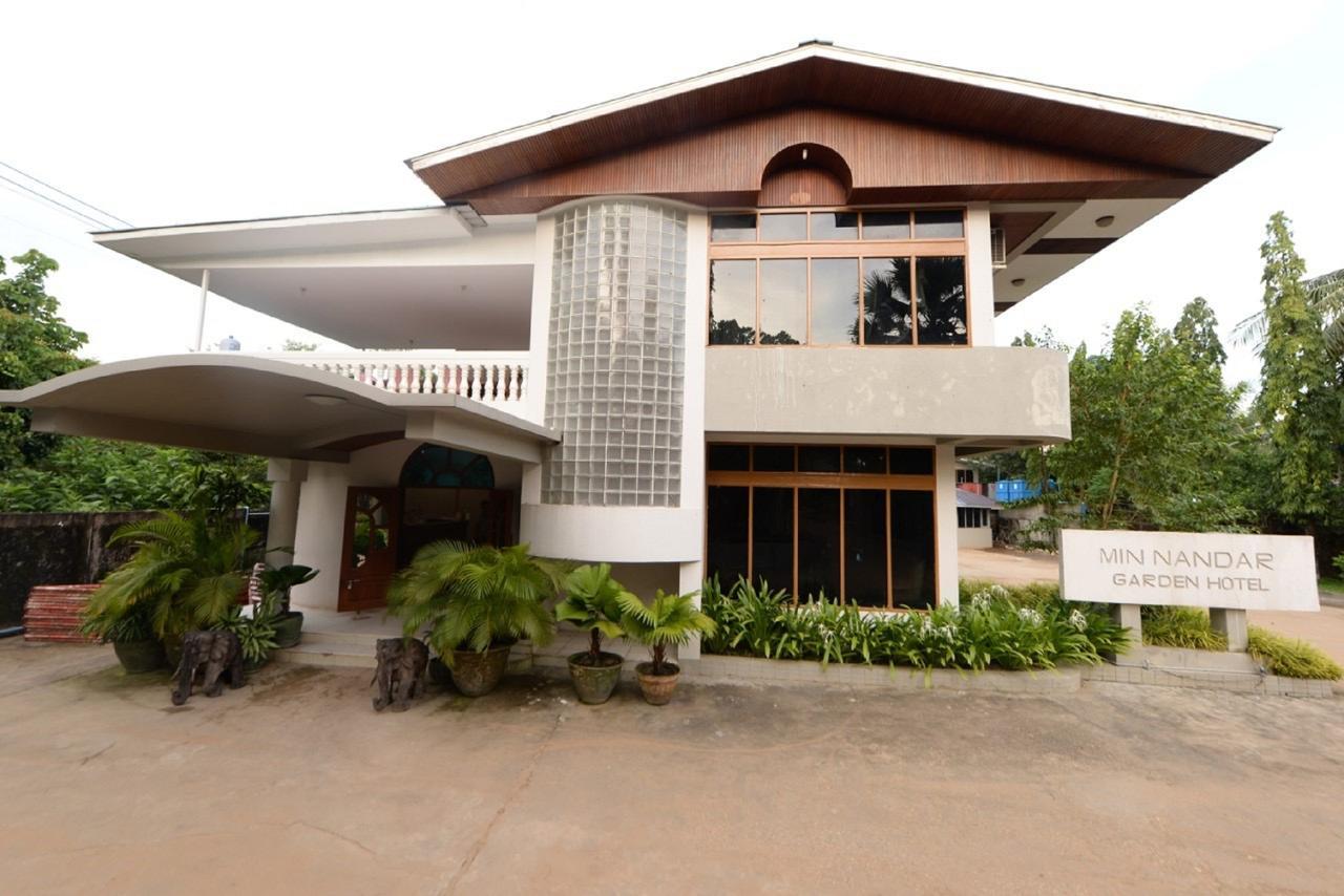 มิน นันดาร์ การ์เดน โฮเต็ล Hotel Thanlyin ภายนอก รูปภาพ