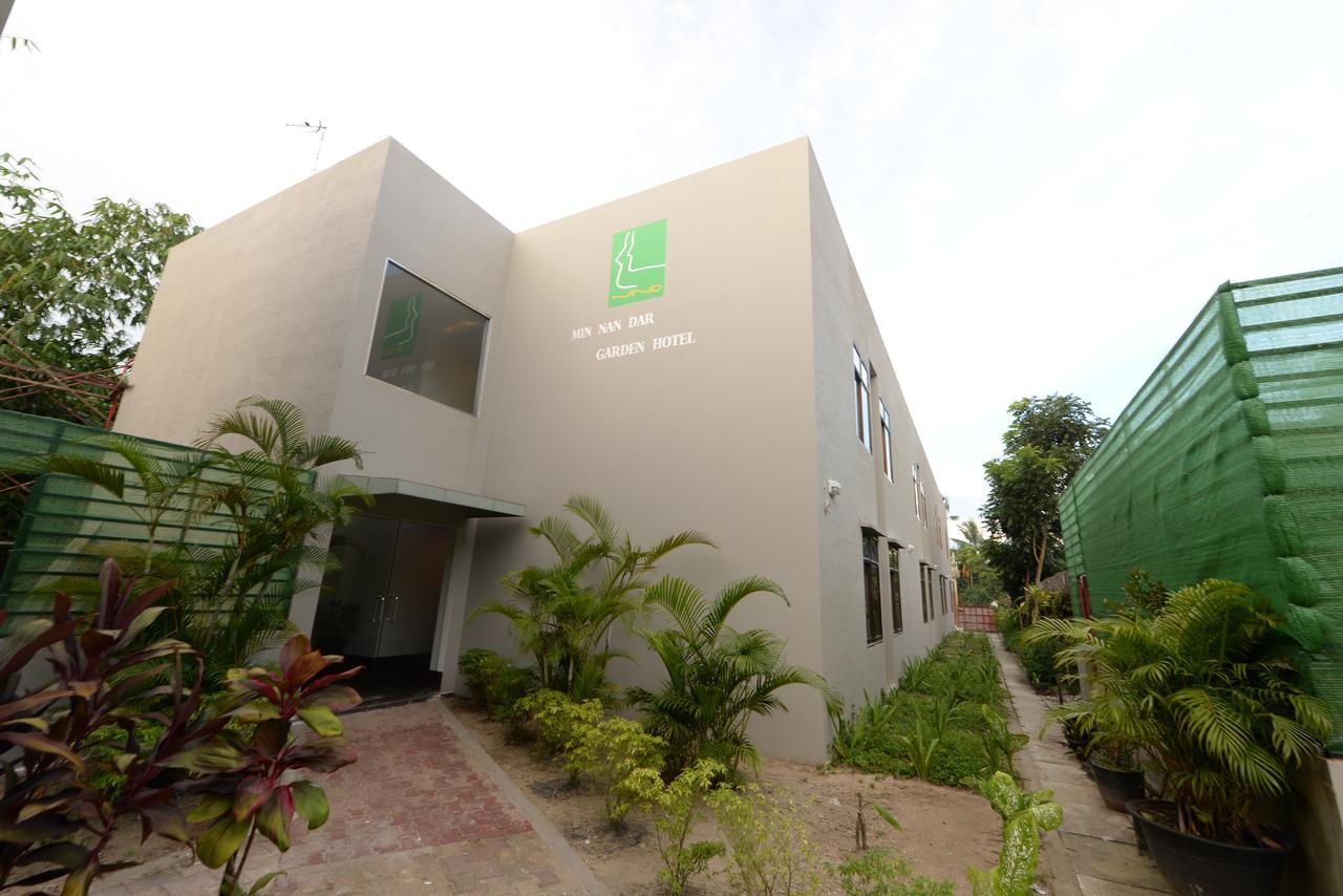 มิน นันดาร์ การ์เดน โฮเต็ล Hotel Thanlyin ภายนอก รูปภาพ